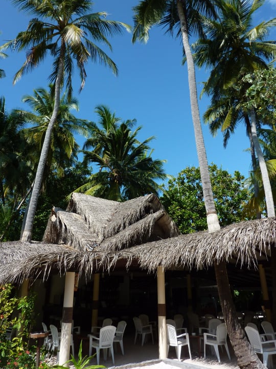 Der Treffpunkt: die Bar Biyadhoo Island Resort