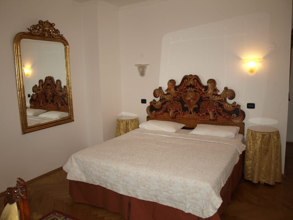 Doppelbett Hotel Charles Bridge Palace