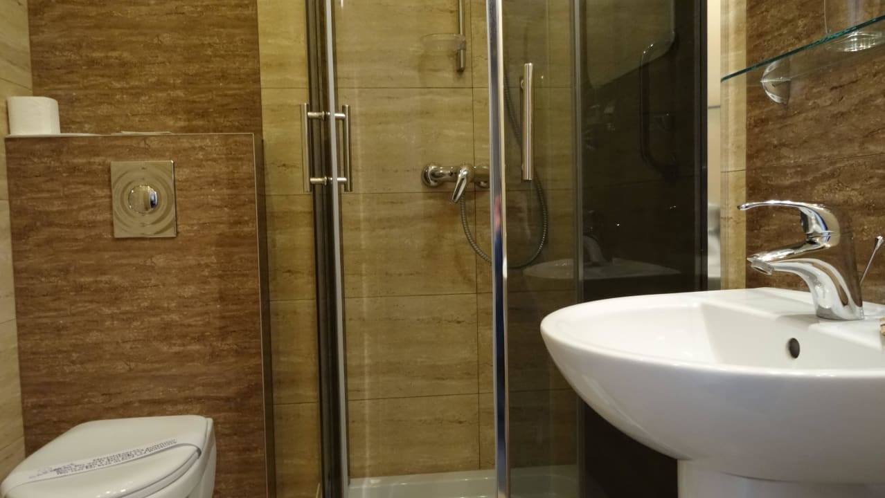 Bathroom Hotel Harenda