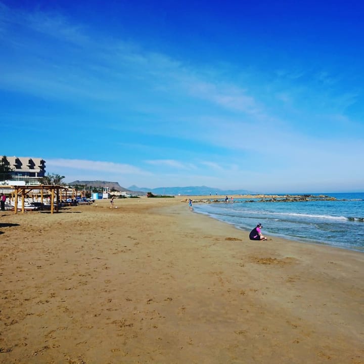 Strand Mitsis Rinela