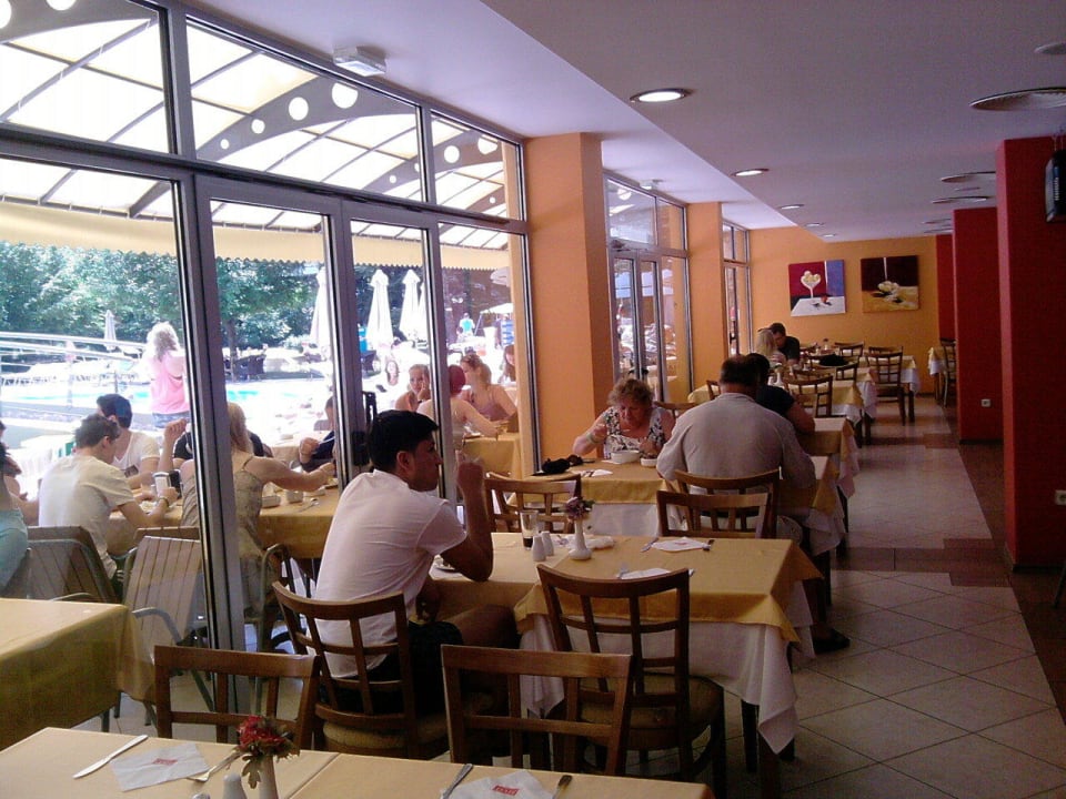 Restaurant innen HVD Viva Club Hotel
