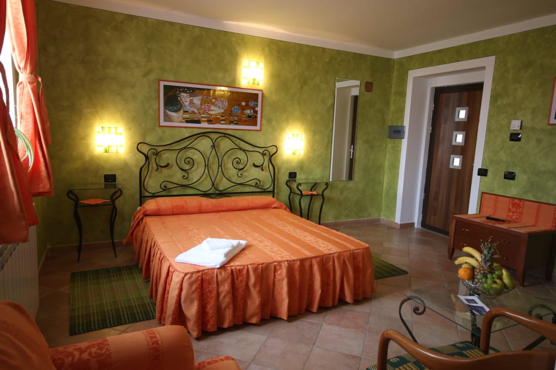 Camera 102 Cassio Pension Vila Romeo & Juliet