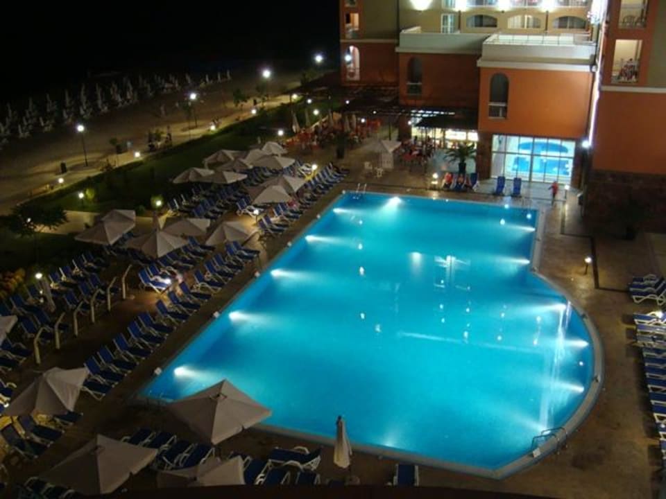 Von der Dachterrasse aus Sol Luna Bay