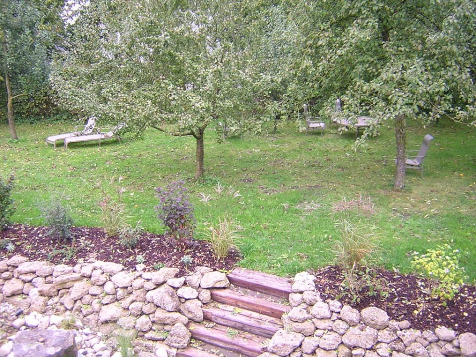 Liegewiese Boardinghaus an der Sempt - Wohnen zum Wohlfühlen