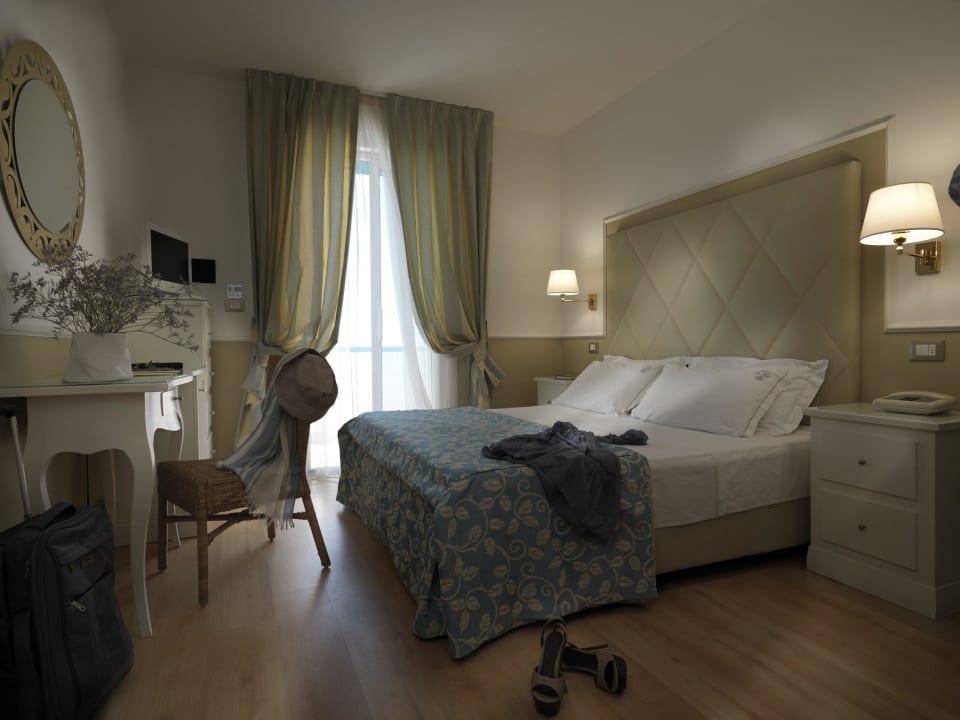 Camera Fronte Mare Hotel Le Soleil