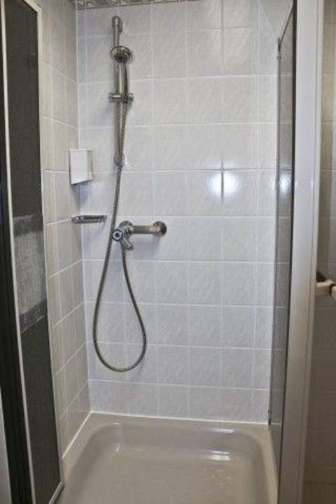 Dusche Hotel Wittelsbach am Kurfürstendamm