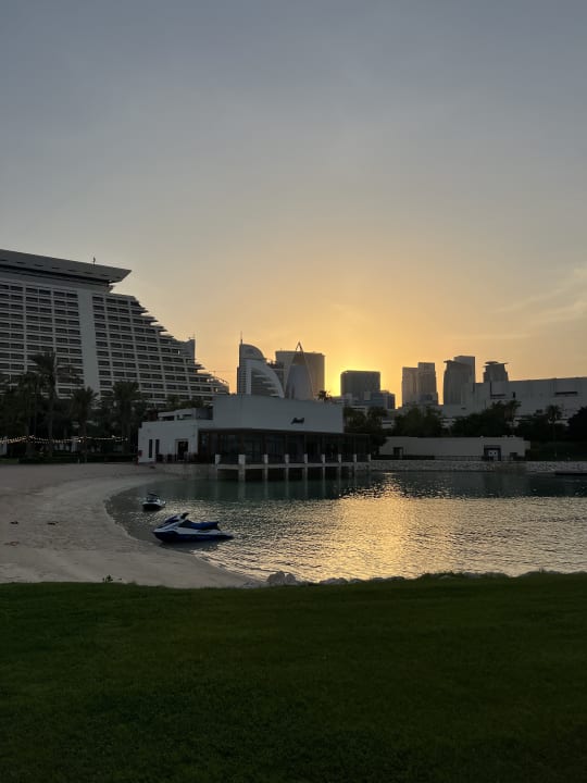 Außenansicht Sheraton Grand Doha Resort & Convention Hotel