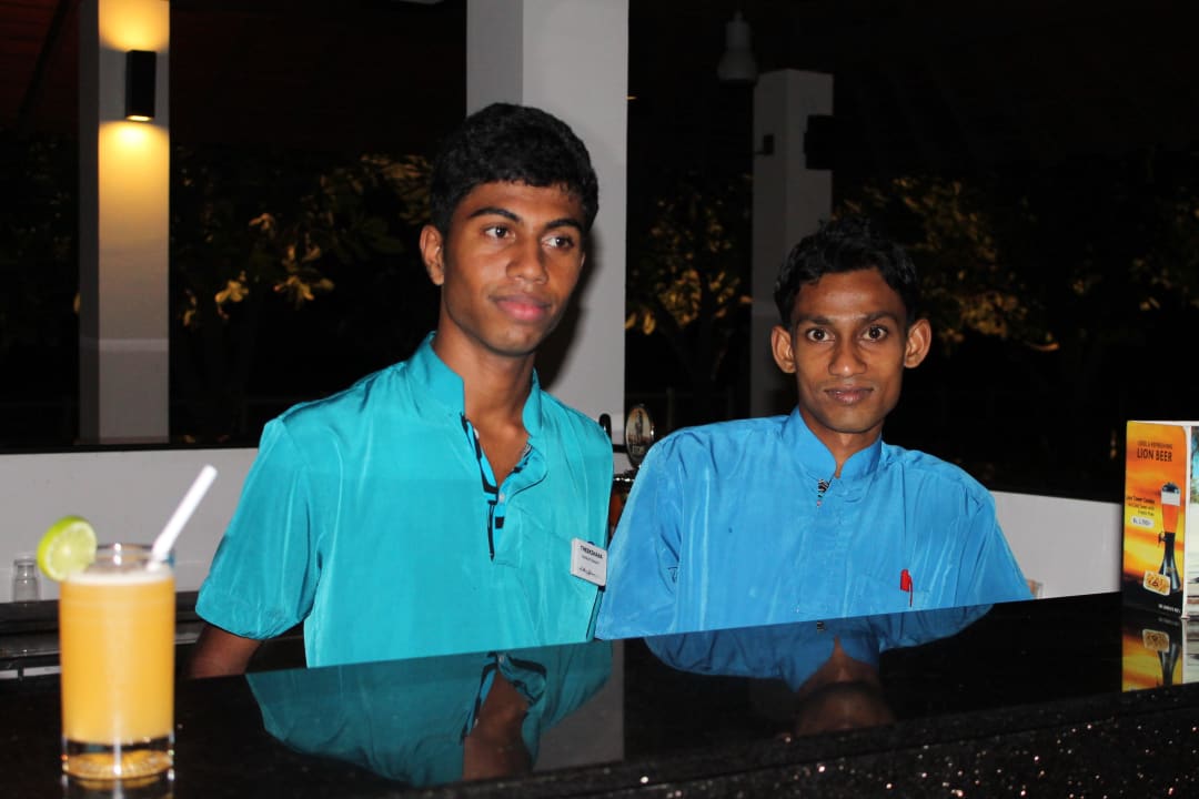 Die besten Barkeeper! Turyaa Kalutara