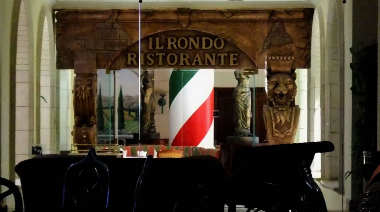 Eingang zum italienischen Restaurant LABRANDA Royal Makadi
