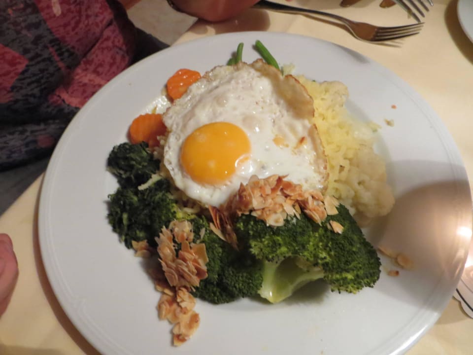 Gemüseteller (vegetarisches Gericht) Hotel-Gasthof Zur Kapelle