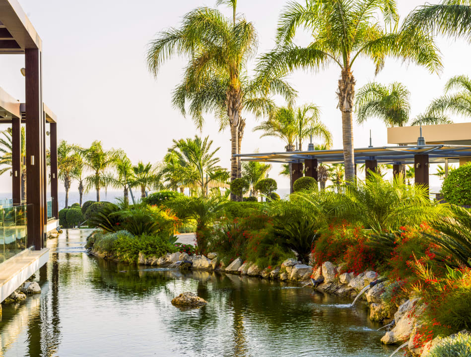 Gartenanlage Olympic Lagoon Resort Paphos