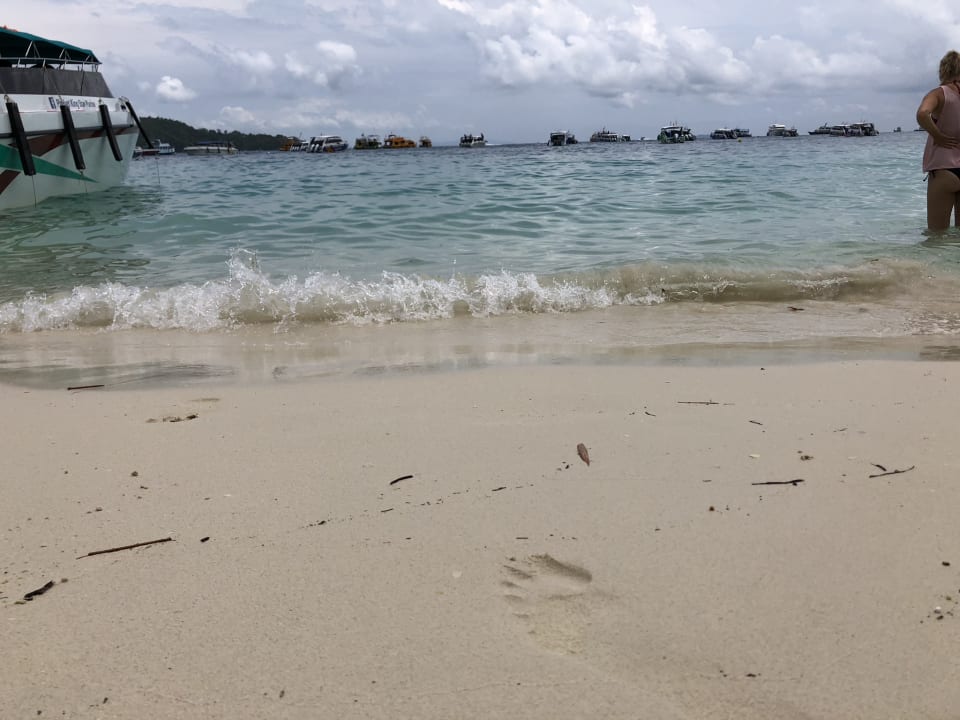 Strand Ocean Breeze Resort
