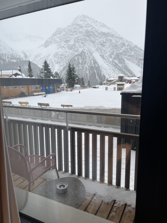 Ausblick AVES Hotel&Apartment Arosa