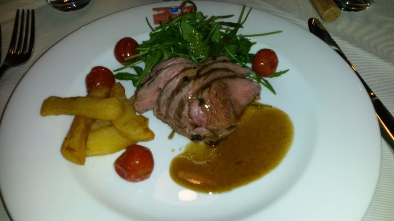 Hervorragende Küche Post Alpina - Family Mountain Chalets