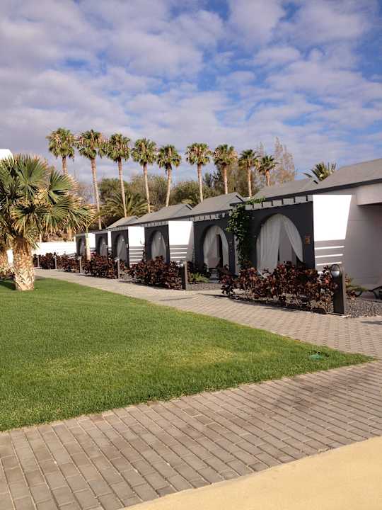 Gartenanlage mit Häusschen R2 Bahía Playa Design Hotel & Spa - Adults Only