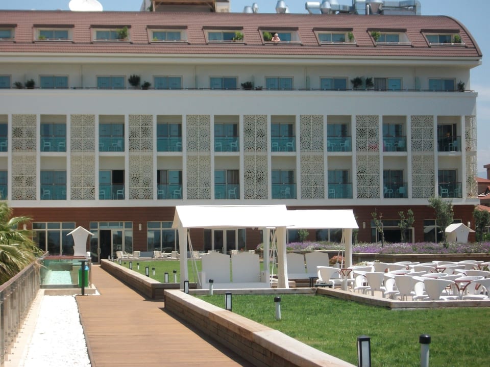 Gartenanlage mit Bar Sentido Trendy Verbena Beach