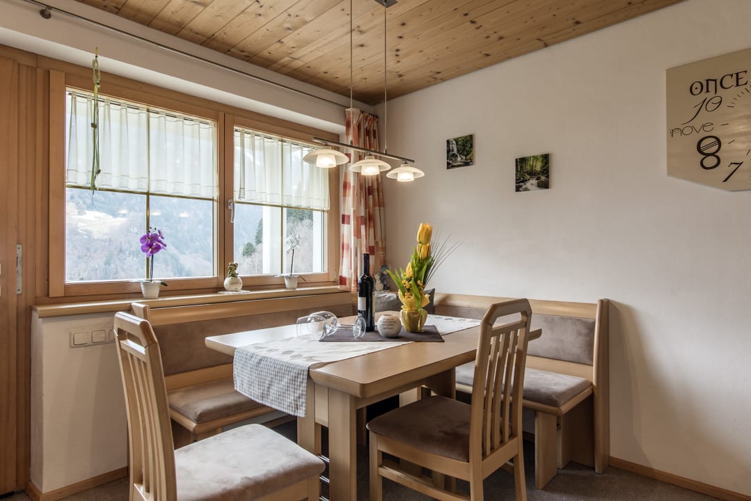 Zimmer Haus Ambiatscha