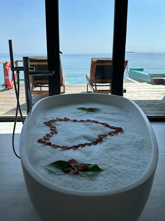 Zimmer Fushifaru Maldives