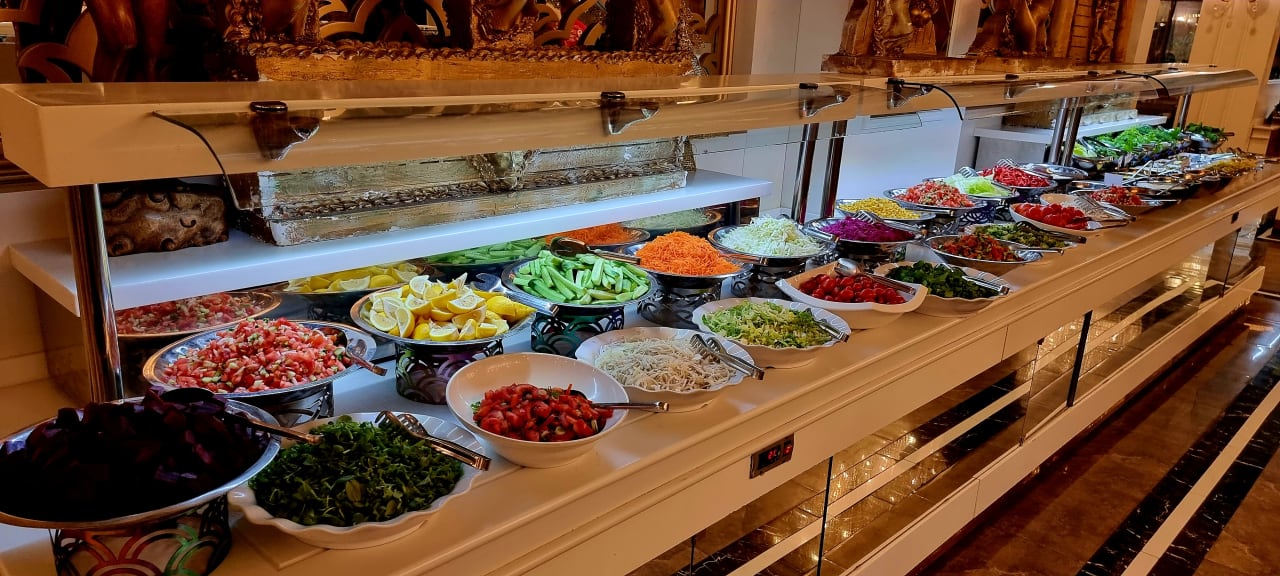 Gastro Side Royal Palace Hotel & Spa