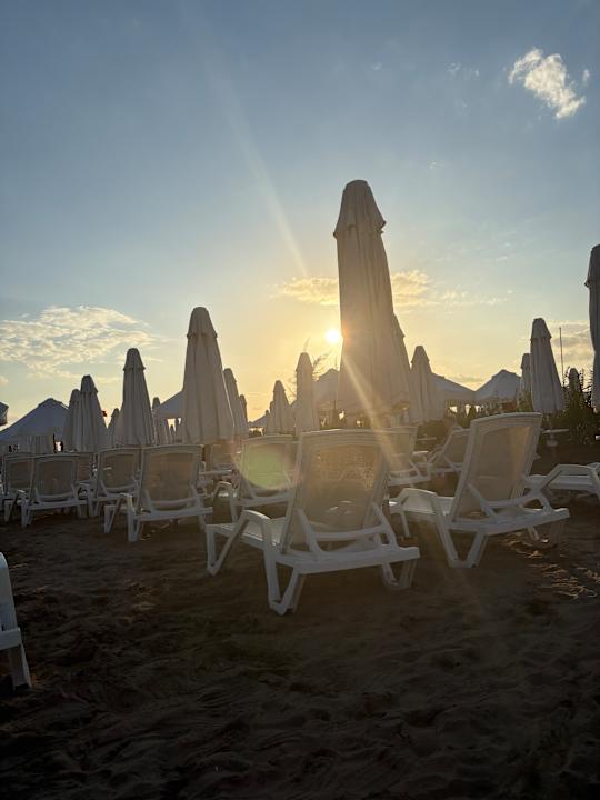 Strand Side Story Resort & Spa