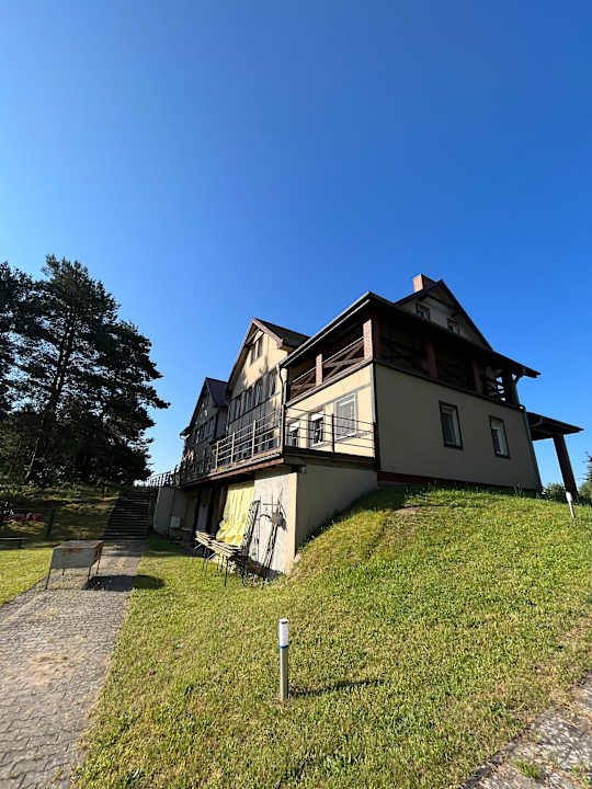 Außenansicht Hotel Kosobudz