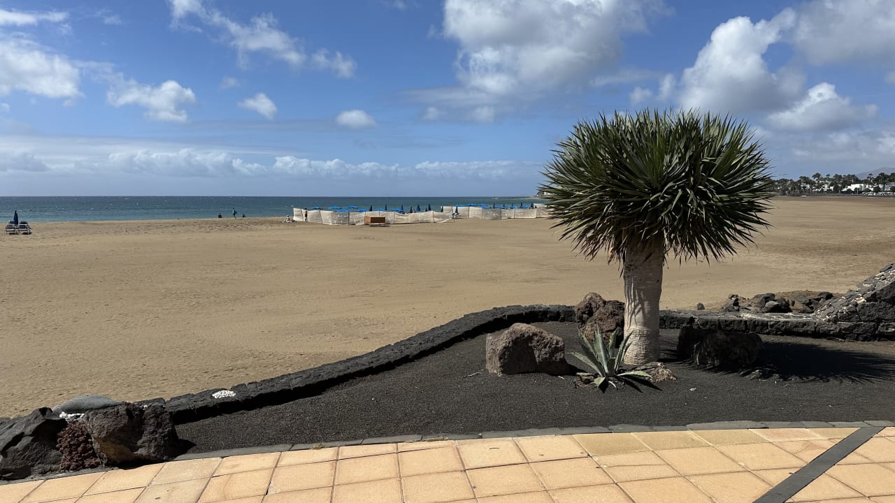 Strand Hotel Riu Paraiso Lanzarote