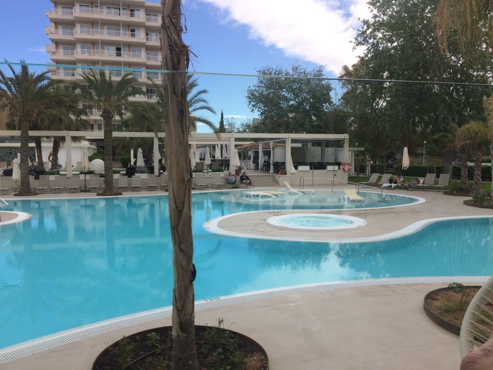 Pool BG Hotel Caballero