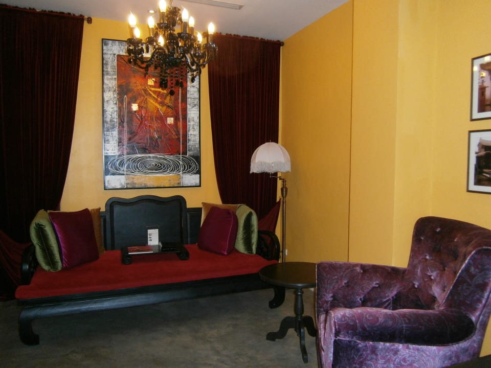 Relaxzone incl. TV, DVD Shanghai Mansion Bangkok