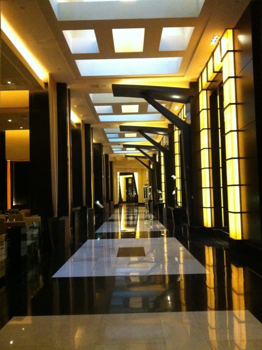 THEhotel Lobby Delano Las Vegas at Mandalay Bay