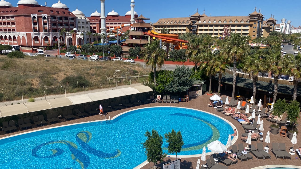 Pool Calimera Hane Garden