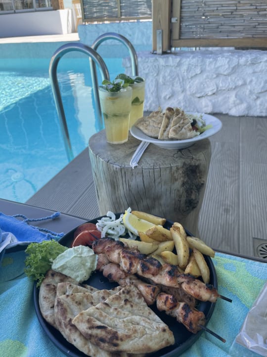 Gastro Paralos Lifestyle Beach