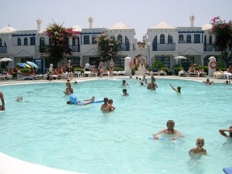 Pool 5 Hotel Bungalows Duna Flor