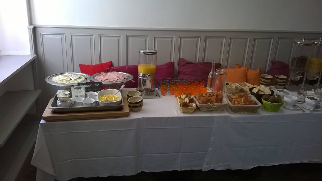 Frühstücksbuffet Hotel de France