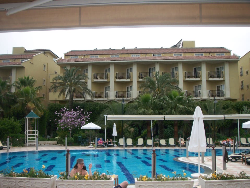 Relaxpool (Teilweise Baulärm vom Nachbarhotel) Belek Beach Resort Hotel