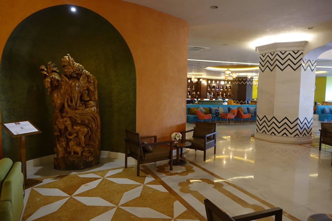 Lobbybereich mit Ambiente Royal Taj Mahal Hotel