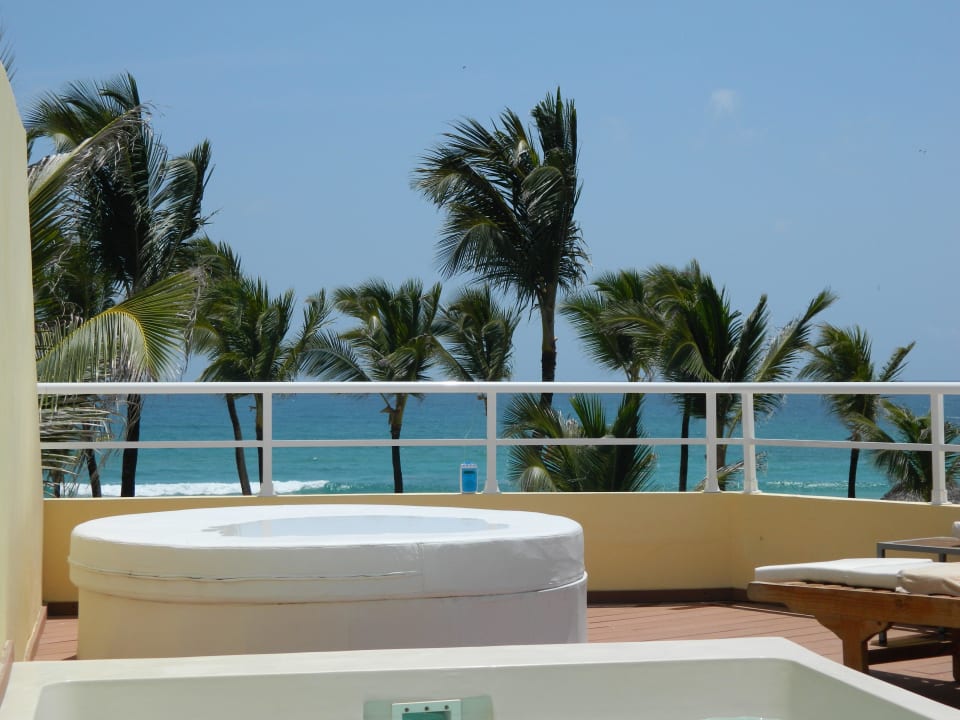 Excellence Club Honeymoonsuite 14204 mit Bett Excellence Punta Cana - Adults only
