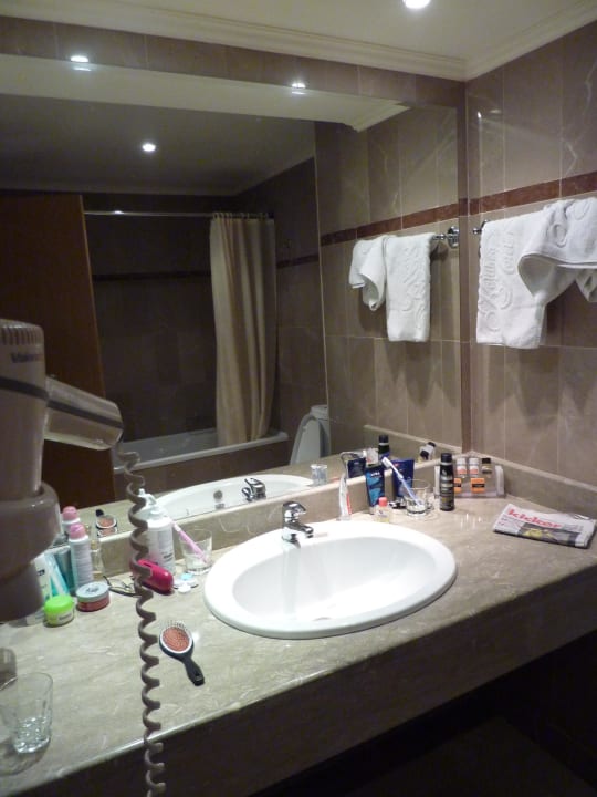 Bad Hotel Kalithea Horizon Royal