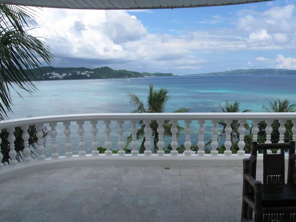 Balkon Lingganay Boracay Resort