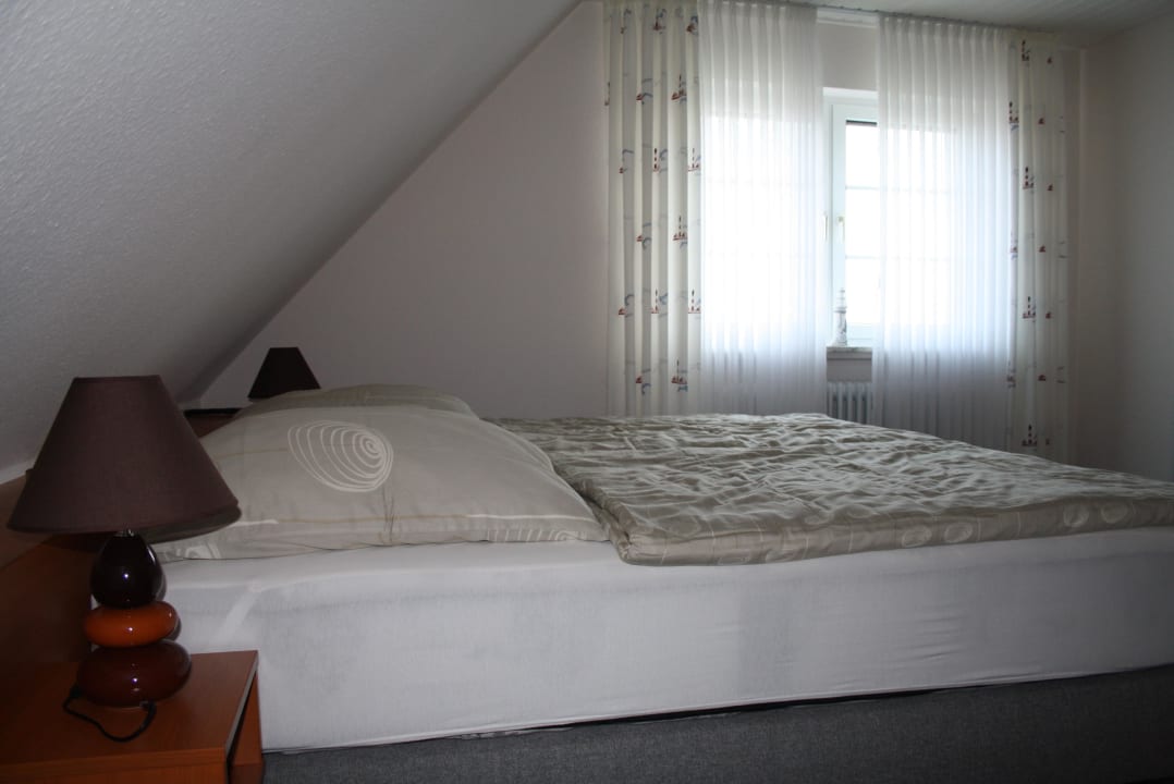 35 cm Matratzenhöhe, Einstiegshöhe ca. 64 cm Pension Engelmann