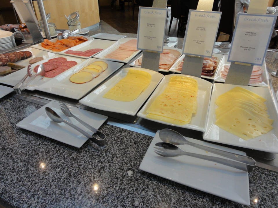 Frühstück Hotel NH Leipzig Messe