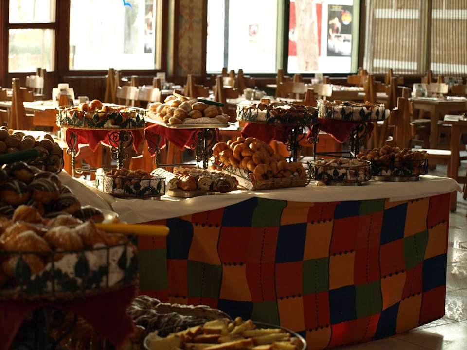 Reichhaltiges Buffet Ghazala Beach