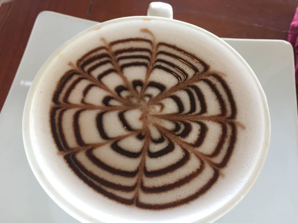 Café LUX - Kaffe und Kuchen kostenlos bei all inklusiv LUX South Ari Atoll