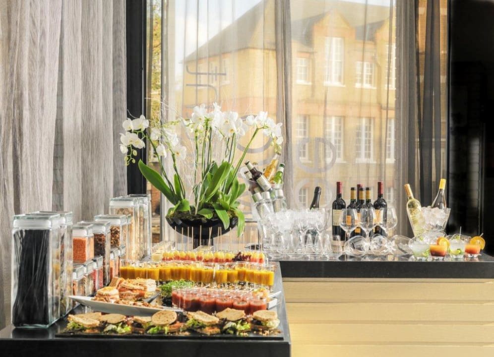 Events at the 302 Restaurant Hotel H10 London Waterloo