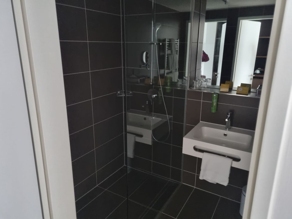 Zimmer JUFA Hotel Hamburg HafenCity