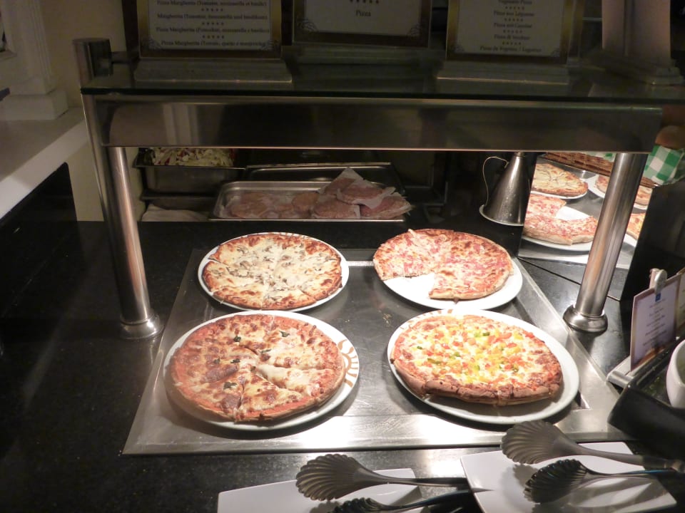 Büffet Bahia Principe Grand El Portillo