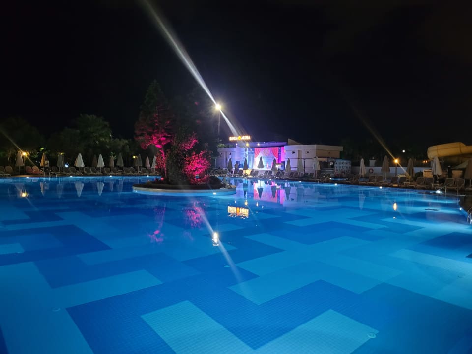 Pool Seamelia Beach Resort