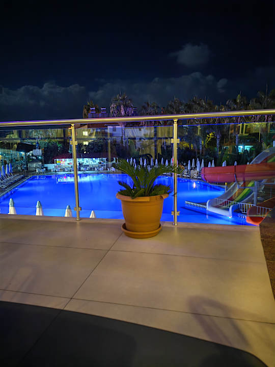 Pool Narcia Resort Side