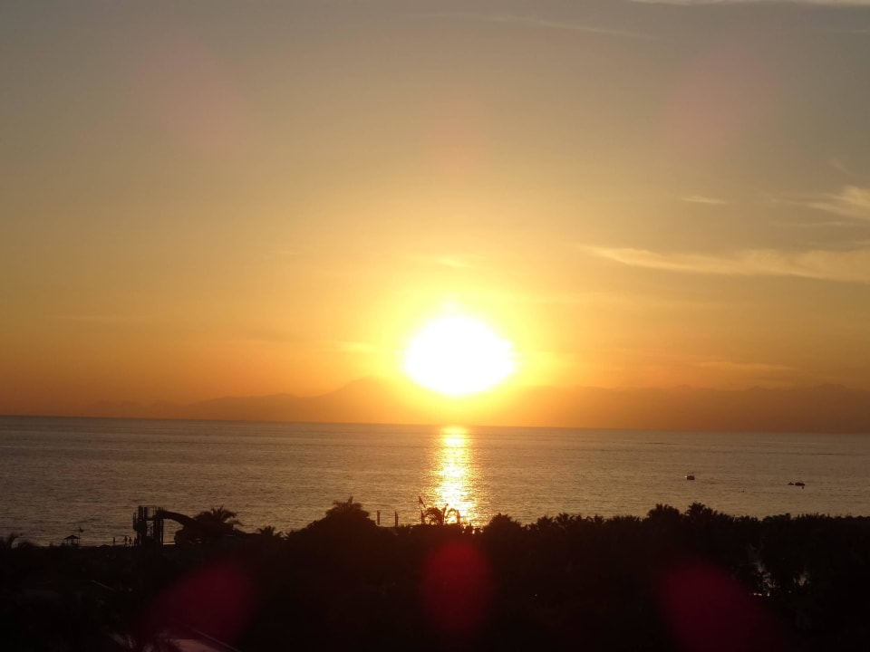 Sonnenuntergang  Sunis Kumköy Beach Resort Hotel & Spa