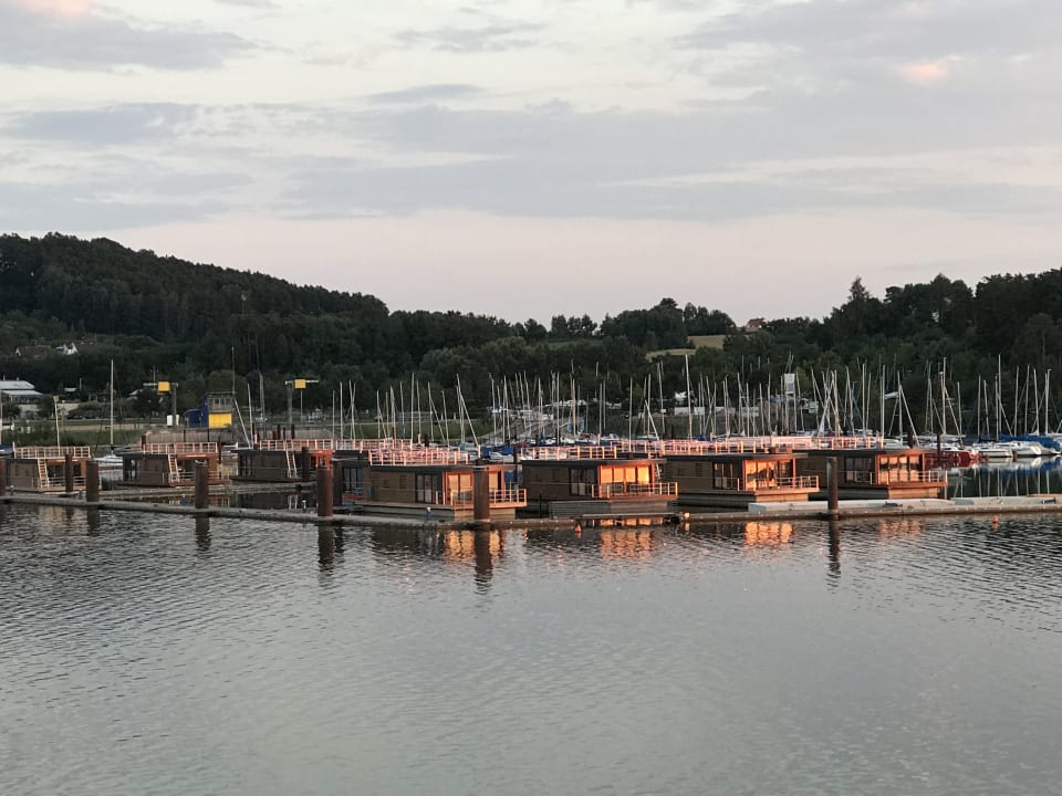 Außenansicht Floating Village Brombachsee