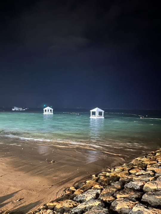 Strand Puri Santrian